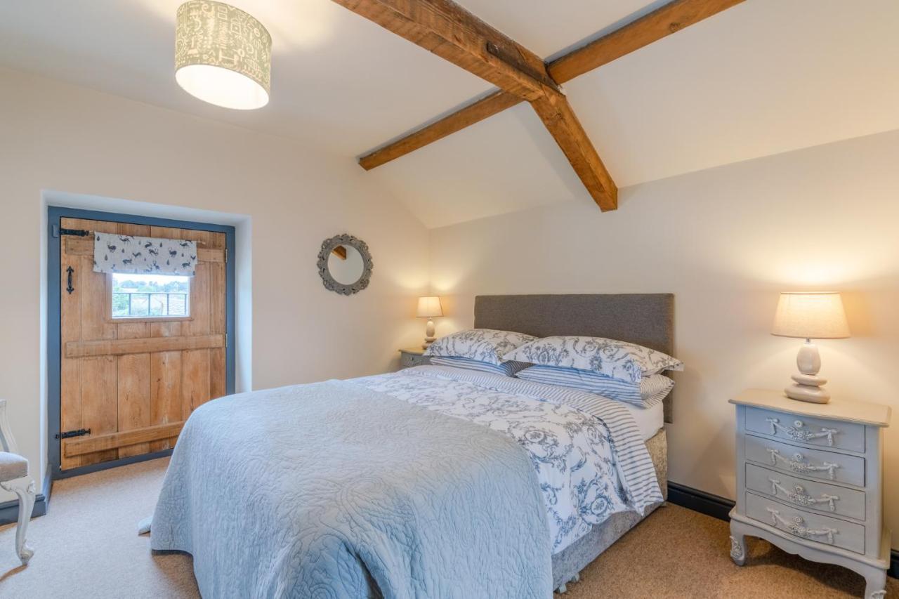 Buff Lodge Tackley Luaran gambar